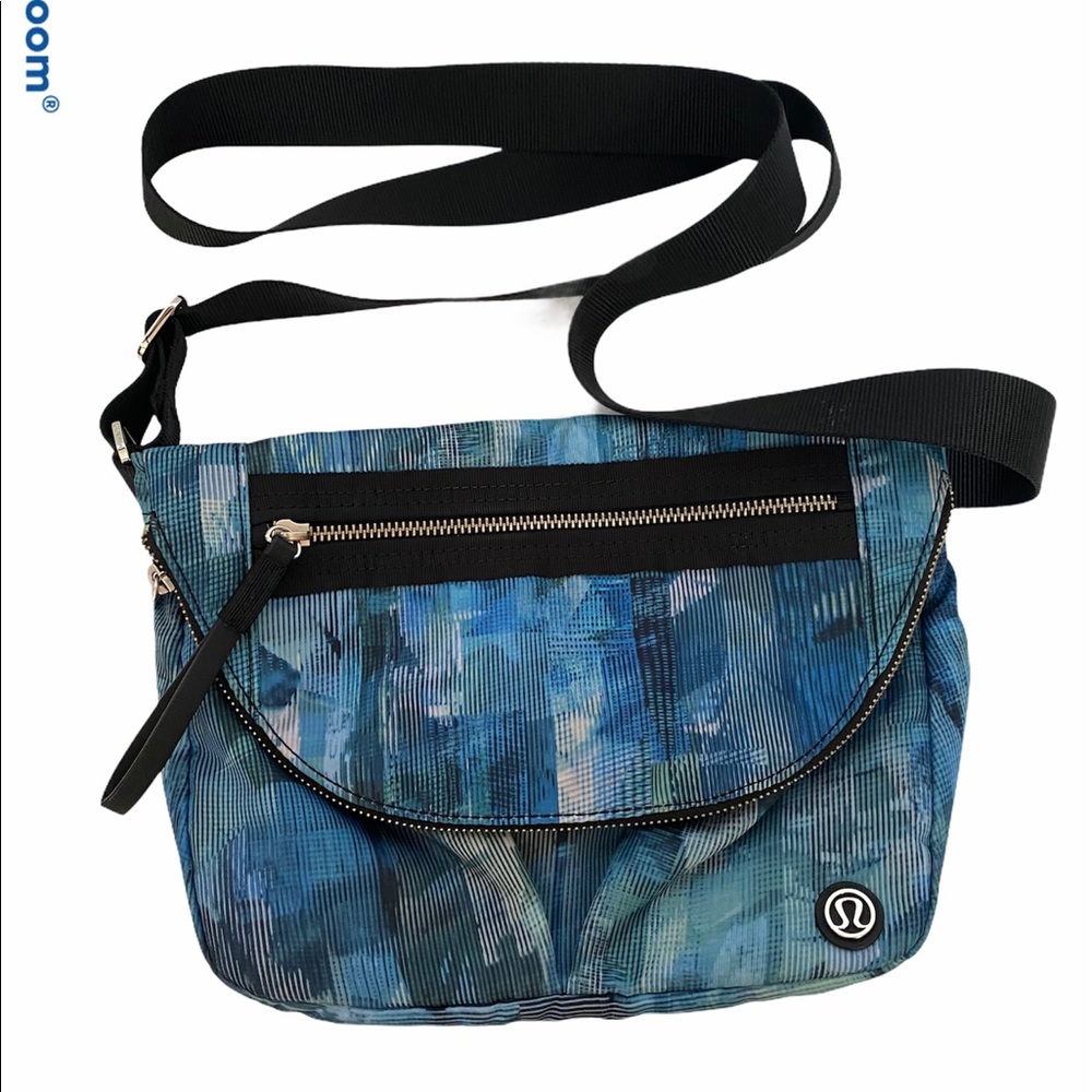 Lululemon crossbody